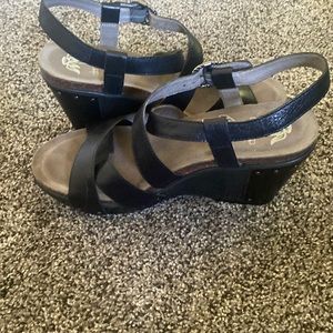 Dansko strappy heels size 38